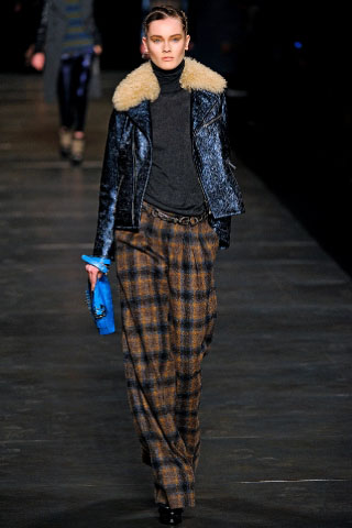 ������ ��������� ����� � � �����, � �����